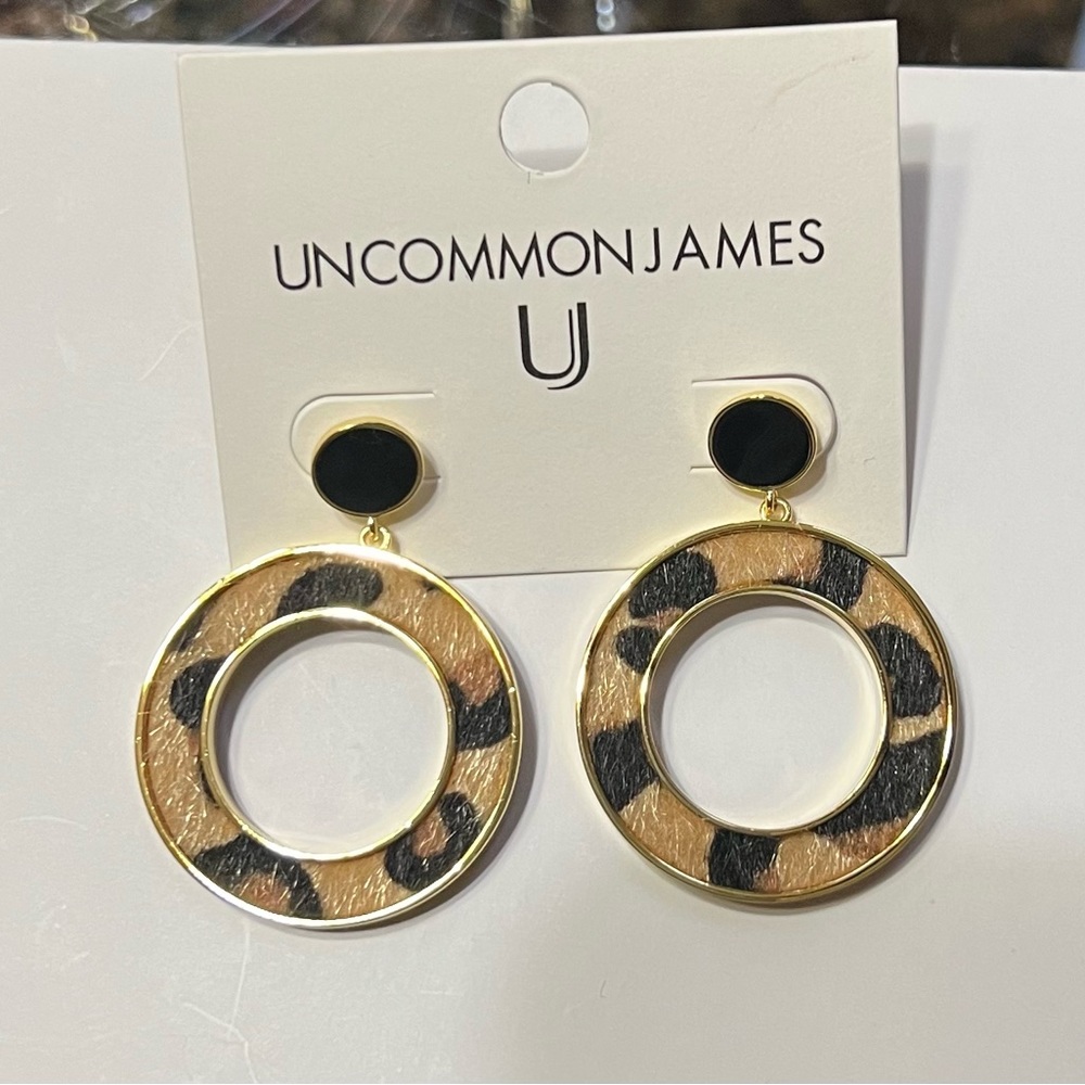 ——- SOLD———Uncommon James Leopard Earrings